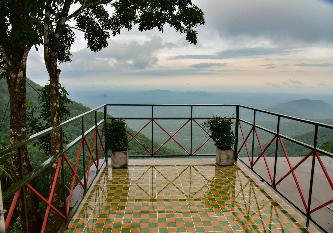 Mount Stratus Resort Vayalada Balussery 외부 사진