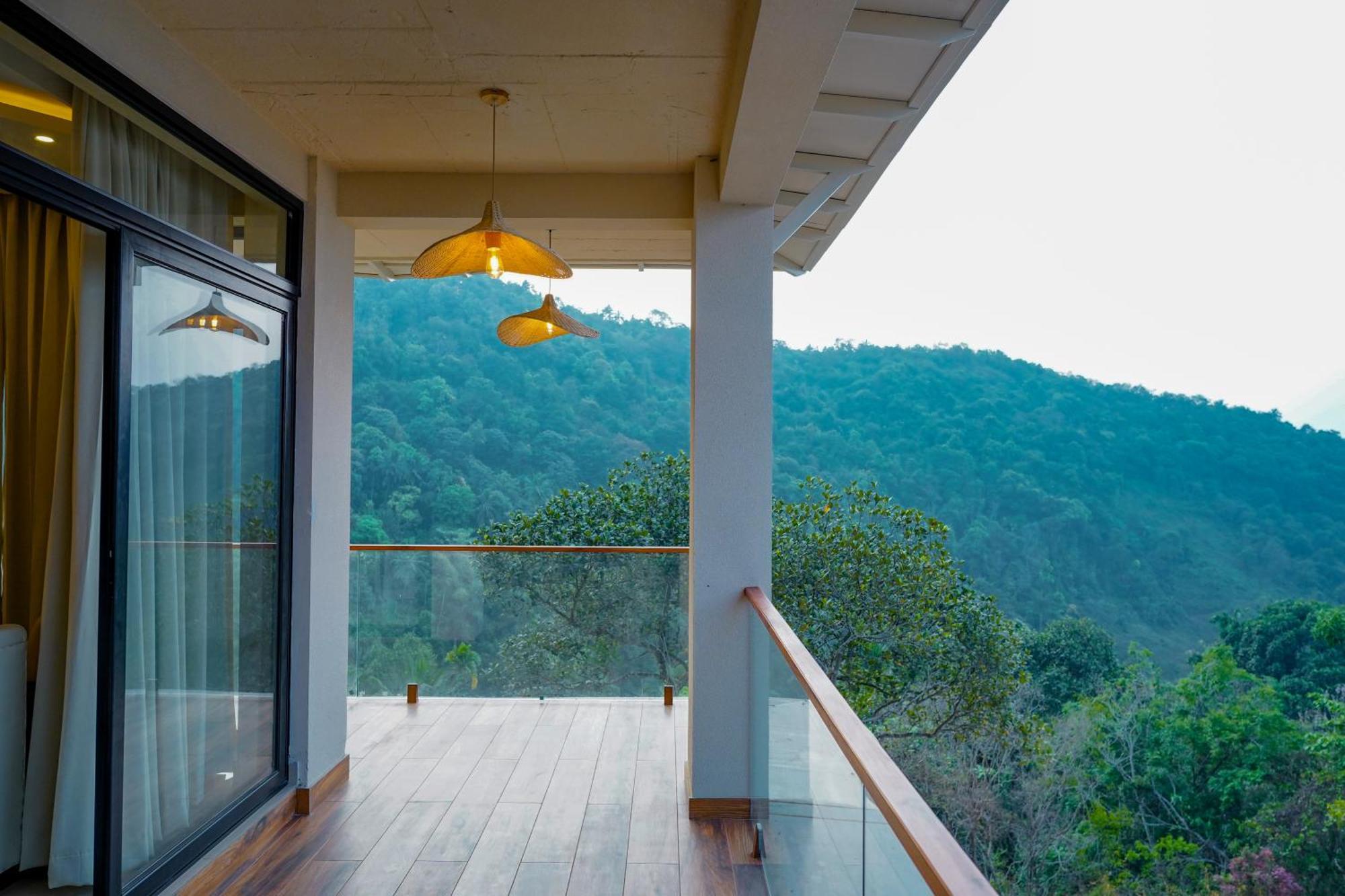Mount Stratus Resort Vayalada Balussery 외부 사진
