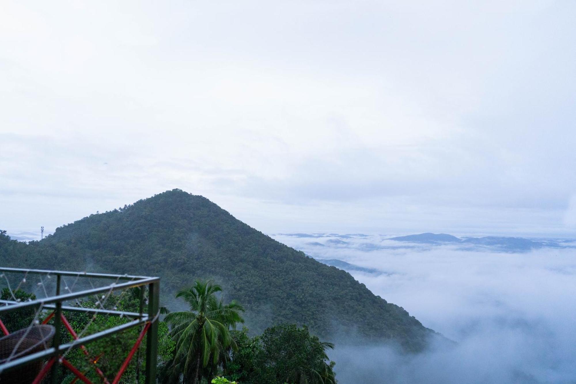 Mount Stratus Resort Vayalada Balussery 외부 사진