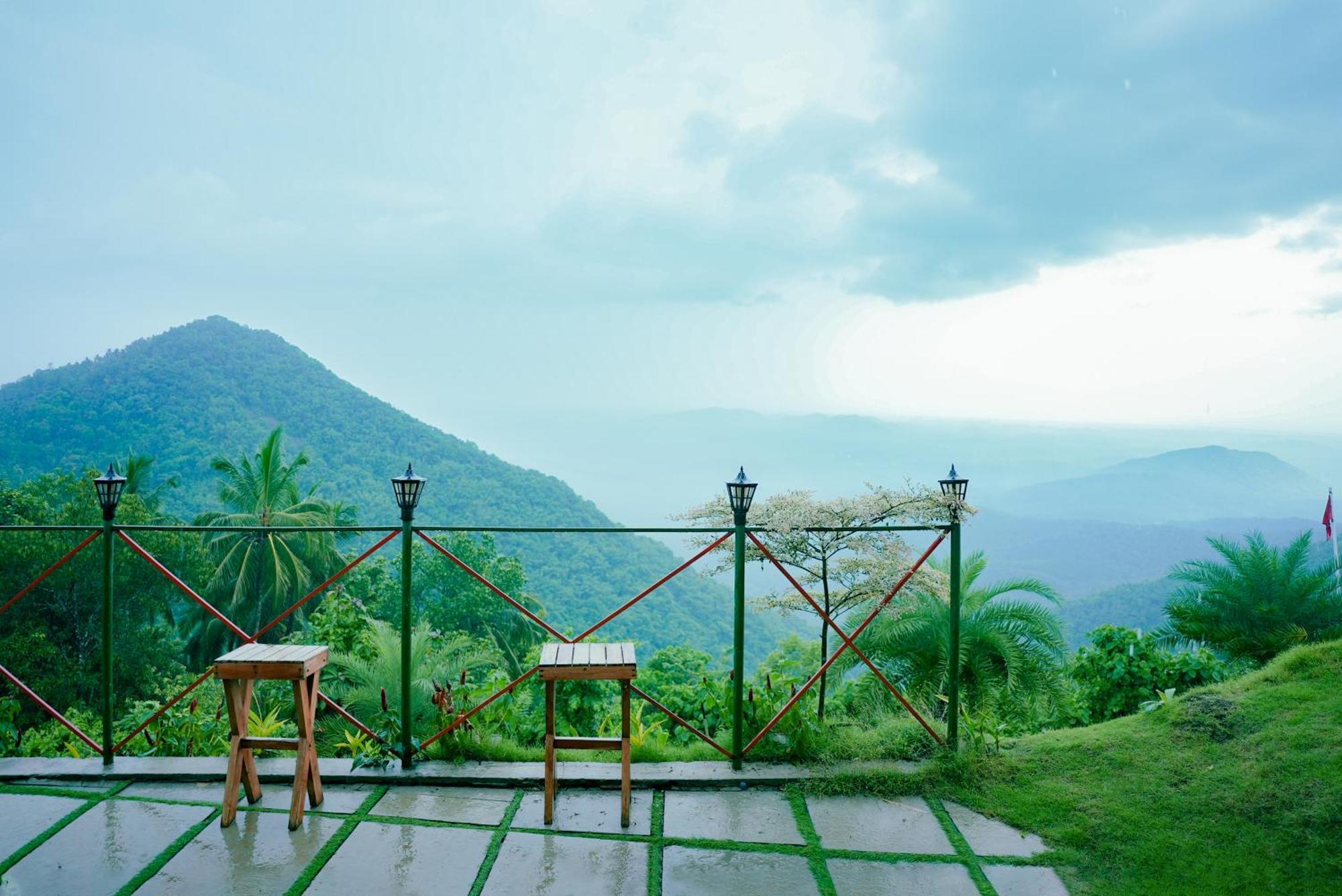 Mount Stratus Resort Vayalada Balussery 외부 사진